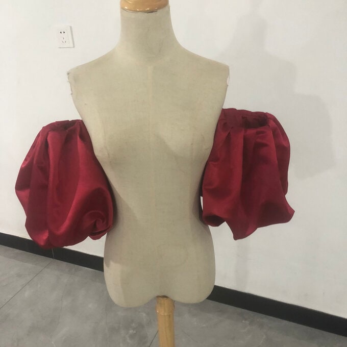 大人気上昇 取り外し袖 赤 ショルダーの付け袖 パフスリーブ オーダー可能
