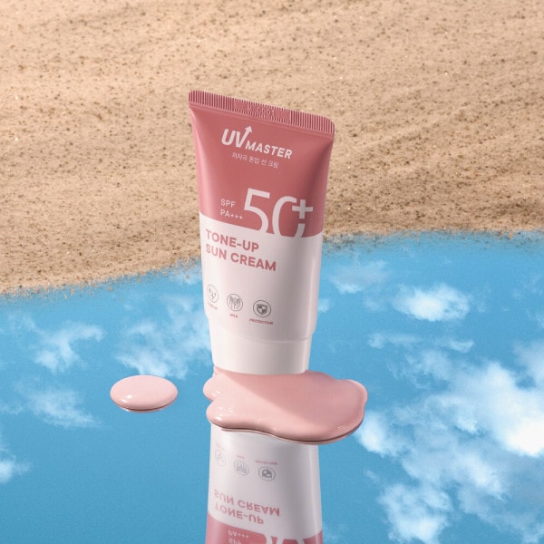 (1+1)UVマスター トーンアップ サンスクリーン 50ml (贈呈品なくなり次第贈呈終了)