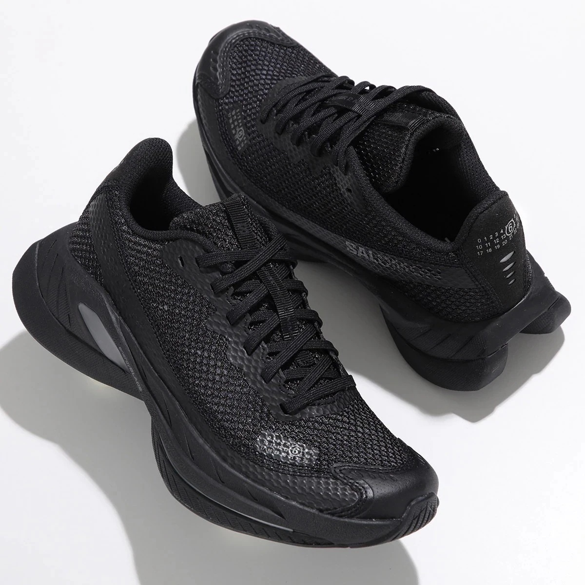 MM6 × SALOMON エムエムシックス メゾンマルジェラ サロモン コラボ スニーカー SPECTUR 2 スペクター SH1WS0016 P8162 メンズ 軽量 シューズ 靴