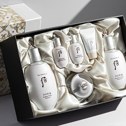 后 THE HISTORY OF WHOO 拱辰享雪(ゴンジンヒャン ソル) セットGONGJINHYANG SEOL WHITENING SET