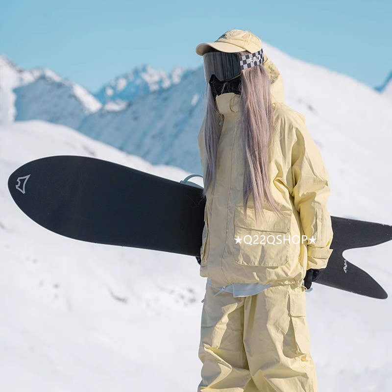 スノボウェア 2024 2025 上下セット メンズ レディース アウター ジャケット パンツズボン セットアップ ウィンタースポーツ スノーボードウェア スキーウェア スノーウェア 防水防寒 韓国風