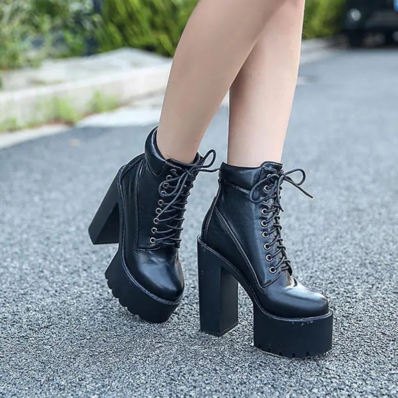 【急速出荷!】15CM 厚底 ショートブーツ 太ヒール レディース レースアップブーツ 編み上げブーツ サイドジッパー 前厚 厚底ブーツ ブーティ ブーティー ハイカット ミドルブーツ 袴ブーツ 卒業