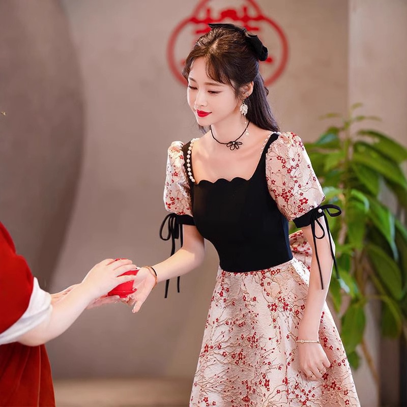 フレンチ敬酒ドレス花嫁半袖普段は婚約ワンピース司会者の着やせドレス