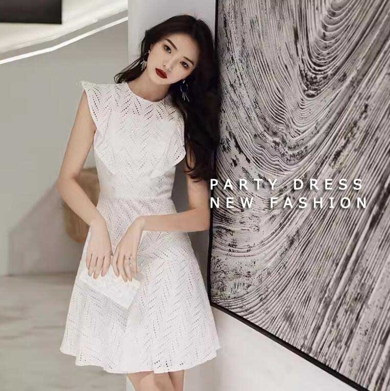 爆売れ中エレガント レディースドレス 上品 キレイめ パーティードレス ホワイト 夏ワンピース 高級感 ショート丈 ファスナー 新着 礼服 小柄 aライン 着痩せ 成人式 ウェディング ブライズメイド