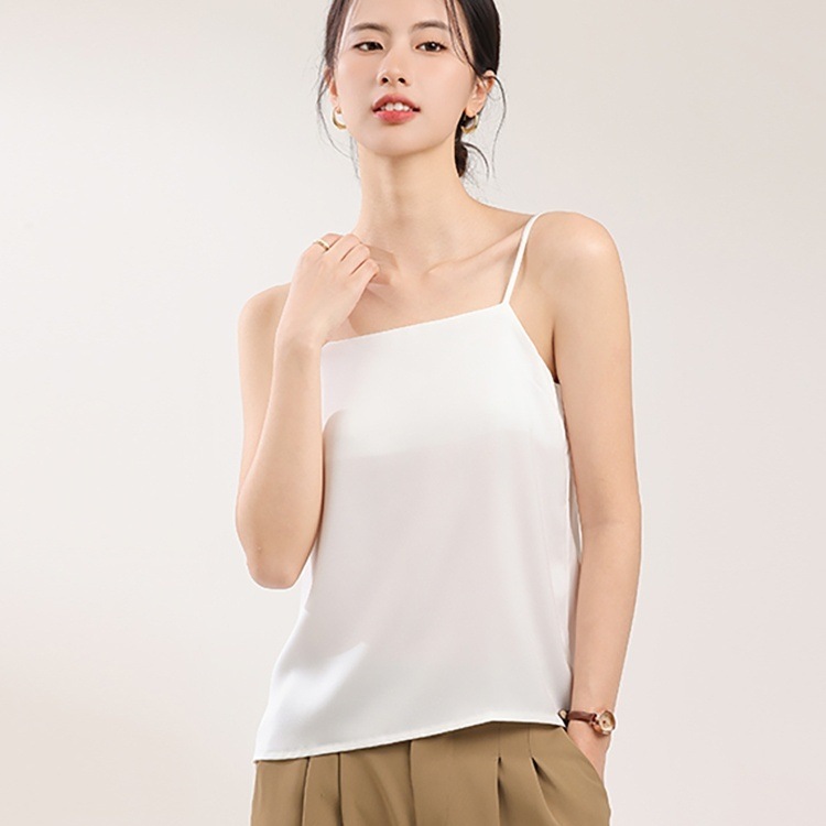 トップス キャミソール サテン プルオーバー ミディアム丈 インナー 光沢 かわいい 大人可愛い きれいめ シンプル 上品 おしゃれ かっこいい カジュアル こなれ感 個性的 主役級 存在感 抜け感