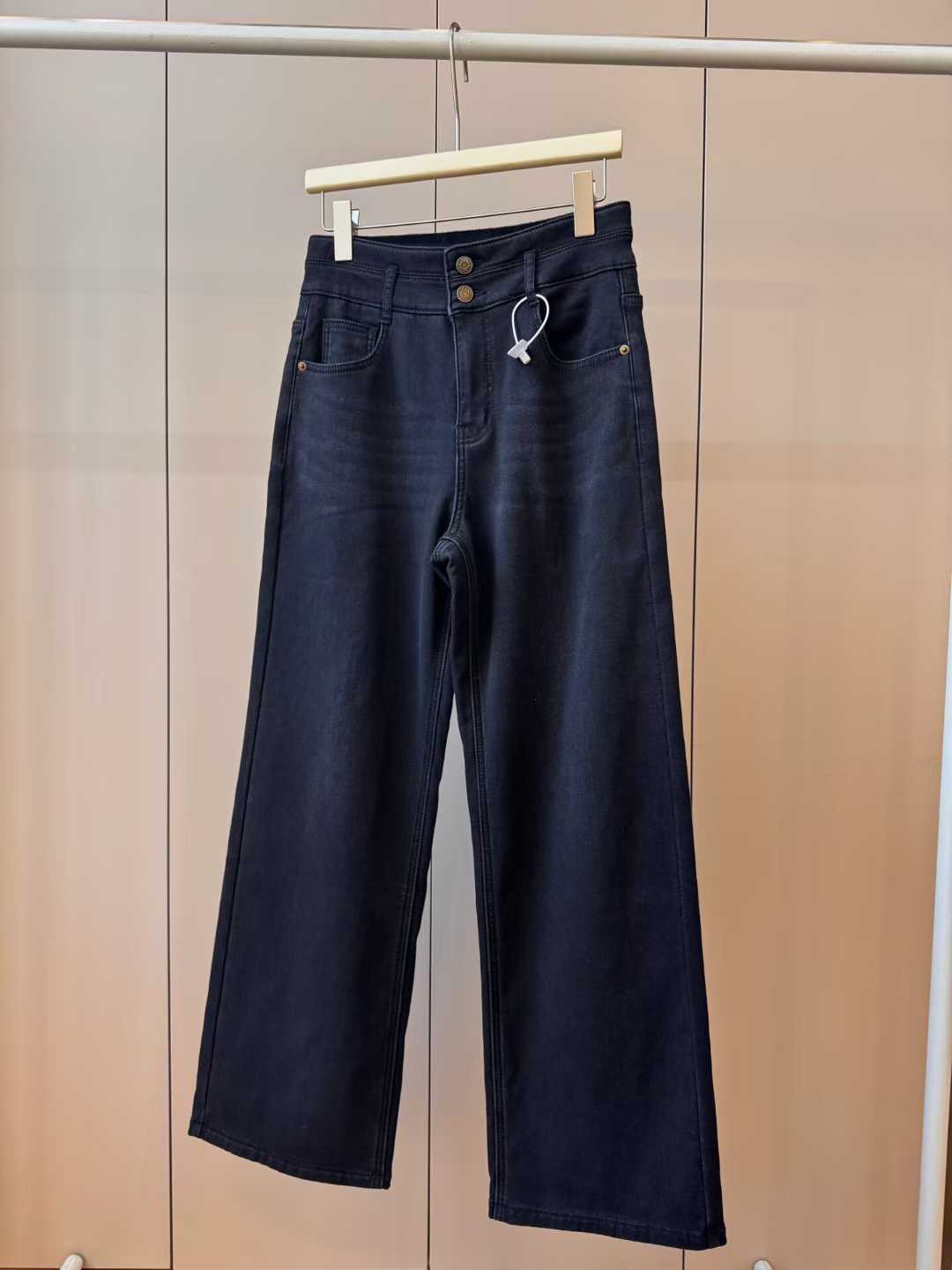 新商品入荷　大きいサイズあり裏起毛デニム　レディースデニム　暖かいデニム　ストレッチデニム　履きやすいデニム　冬場にぴったり　裏起毛デニムパンツ　ボトムス　S　M　L　XL　XXL