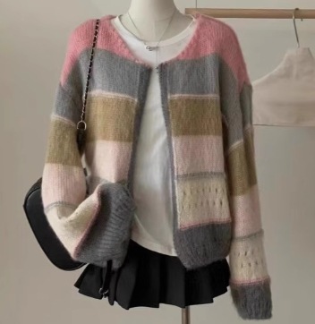 トップス 個性的 あったか カラフル カーディガン 長袖 ラウンドネック ニット 前開き 伸縮性 通気性 かわいい 大人可愛い きれいめ カジュアル おしゃれ お洒落 かっこいい レトロ アジアン