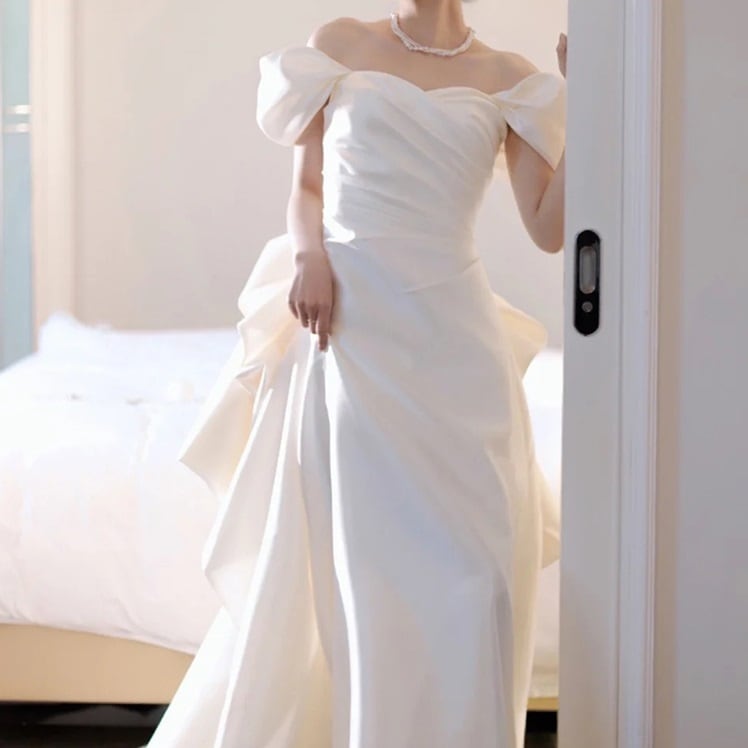ドレス ワンピース ウェディング パーティー 結婚式 二次会 披露宴 舞台 衣装 ロング 袖なし ノースリーブ オフショル プリンセスライン スレンダー フレア 細身 Aライン きれいめ シンプル