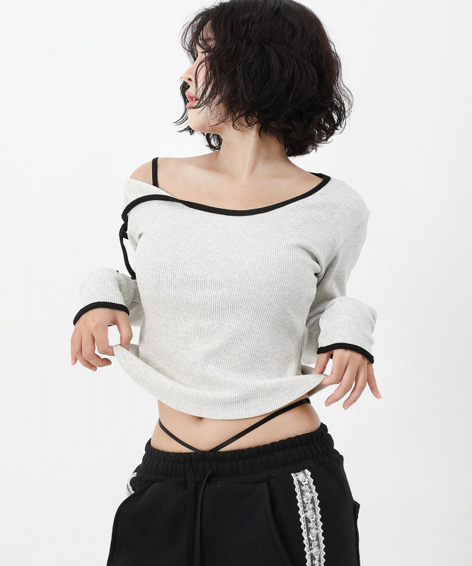 配色リボンTシャツ