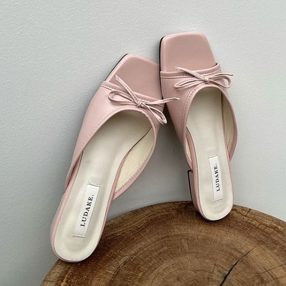 サンダル ミュール ローヒール オープントゥ 歩きやすい 履きやすい フェイクレザー かわいい きれいめ シンプル カジュアル おしゃれ レトロ ラフ キュート ガーリー ブラウン シルバー リボン