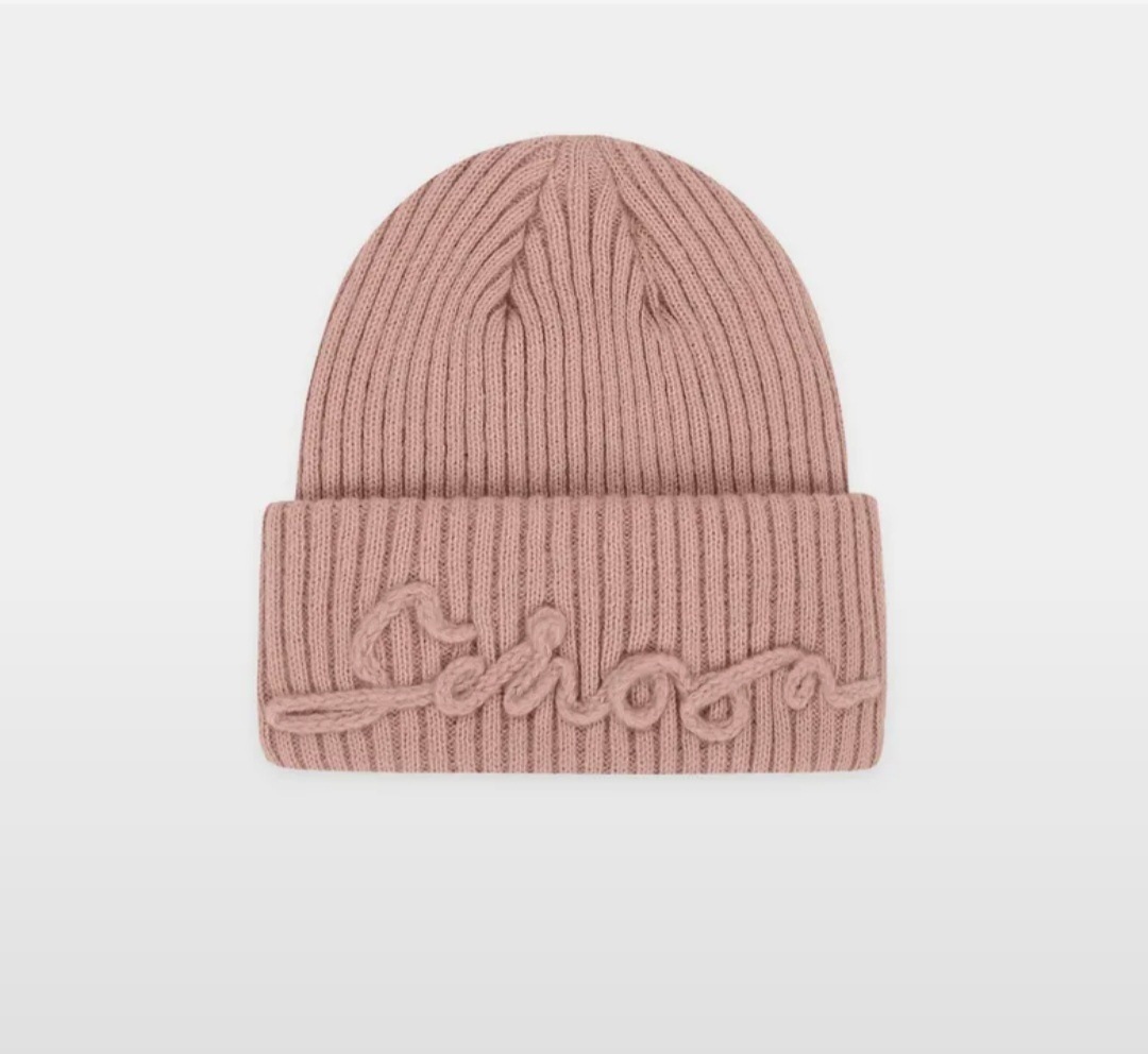 韓国大人気　ロゴ　ニット帽　Beanie