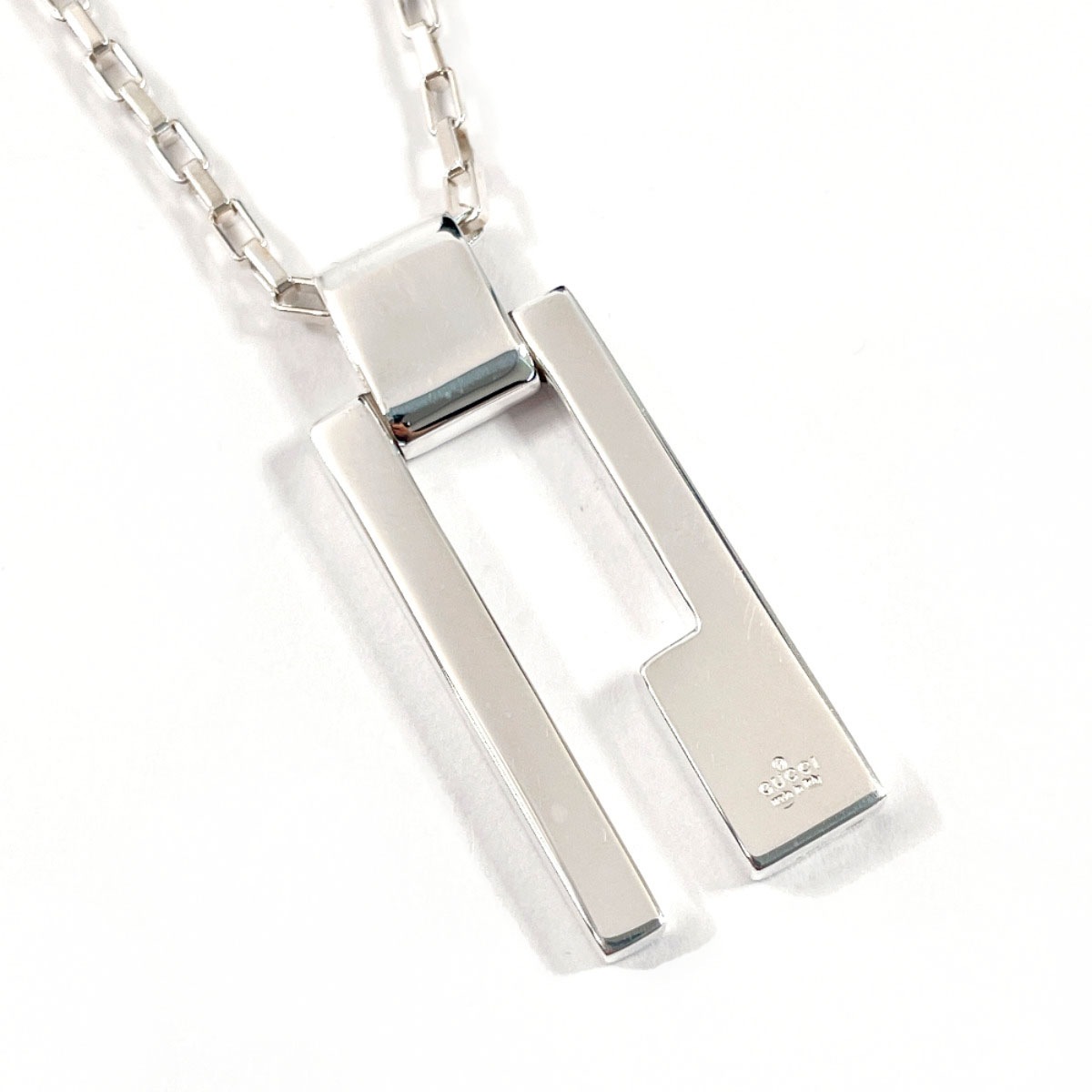 145171 J8400 8106 Gロゴ プレート ネックレス シルバー シルバー925 ユニセックス