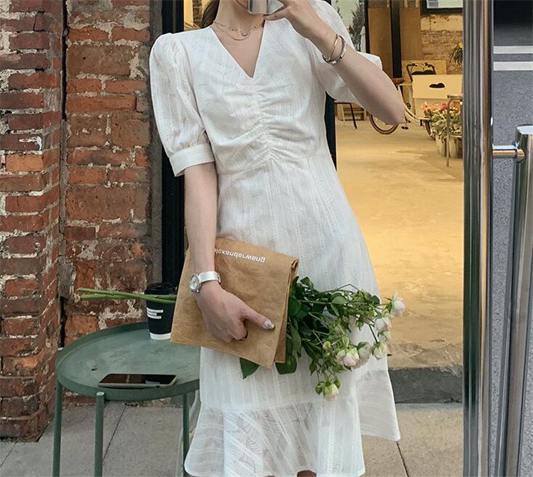 夏コーデにぴったり 早い者勝ち 夏 Vネック フリル 気質 オシャレ 半袖 エレガント 百