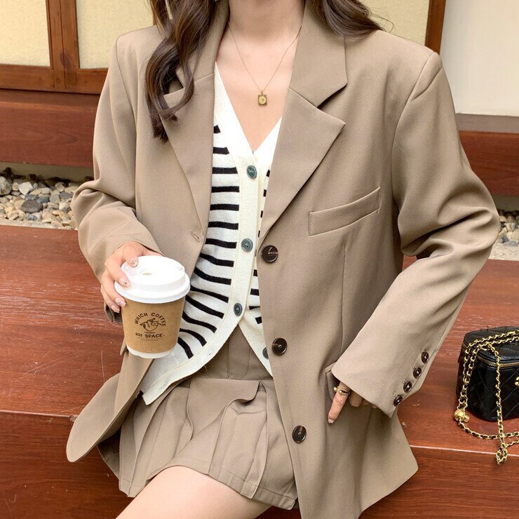 アウター レディース ジャケット コート 袖あり 長袖 襟付き 前開き ボーイッシュ マニッシュ かわいい 大人 大人可愛い 大人女子 おしゃれ お洒落 ルーズ クール レトロ かっこいい