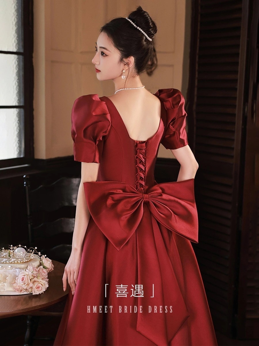 腹部を覆うプリンセス乾杯ドレスサテンのウェディング婚約ドレス女性ピアノボーカリスト芸術試験用の赤いドレス