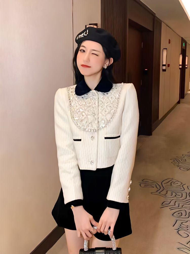 23装新型白色小香風重工水ドリル感修身気質短コート女