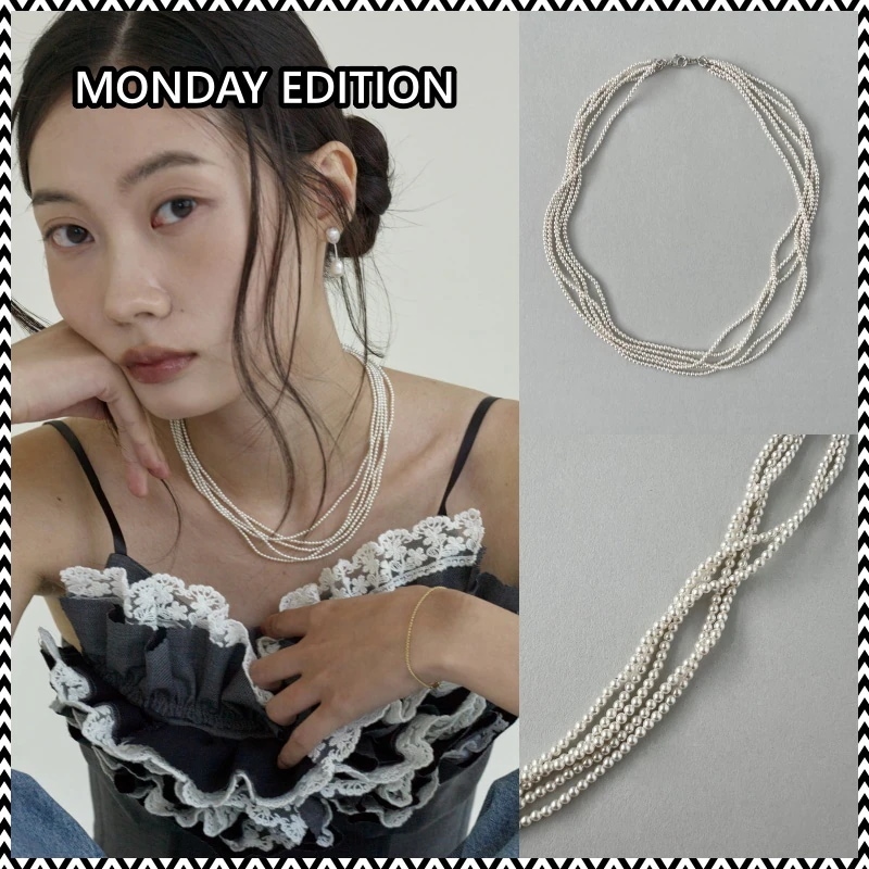 MONDAY EDITION [MJxME] Petite Pearl Bunch Necklace