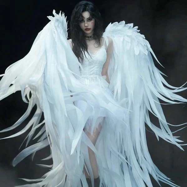 激安価格！コスプレ 仮装 翼 つばさ 悪魔の翼 天使の翼 堕天使 妖精 白 クリスマスパーティー ハロウィン コスチューム 天使の羽 軽量 文化祭 衣装 変装グッズ 白 写真撮影 ja018zuzum