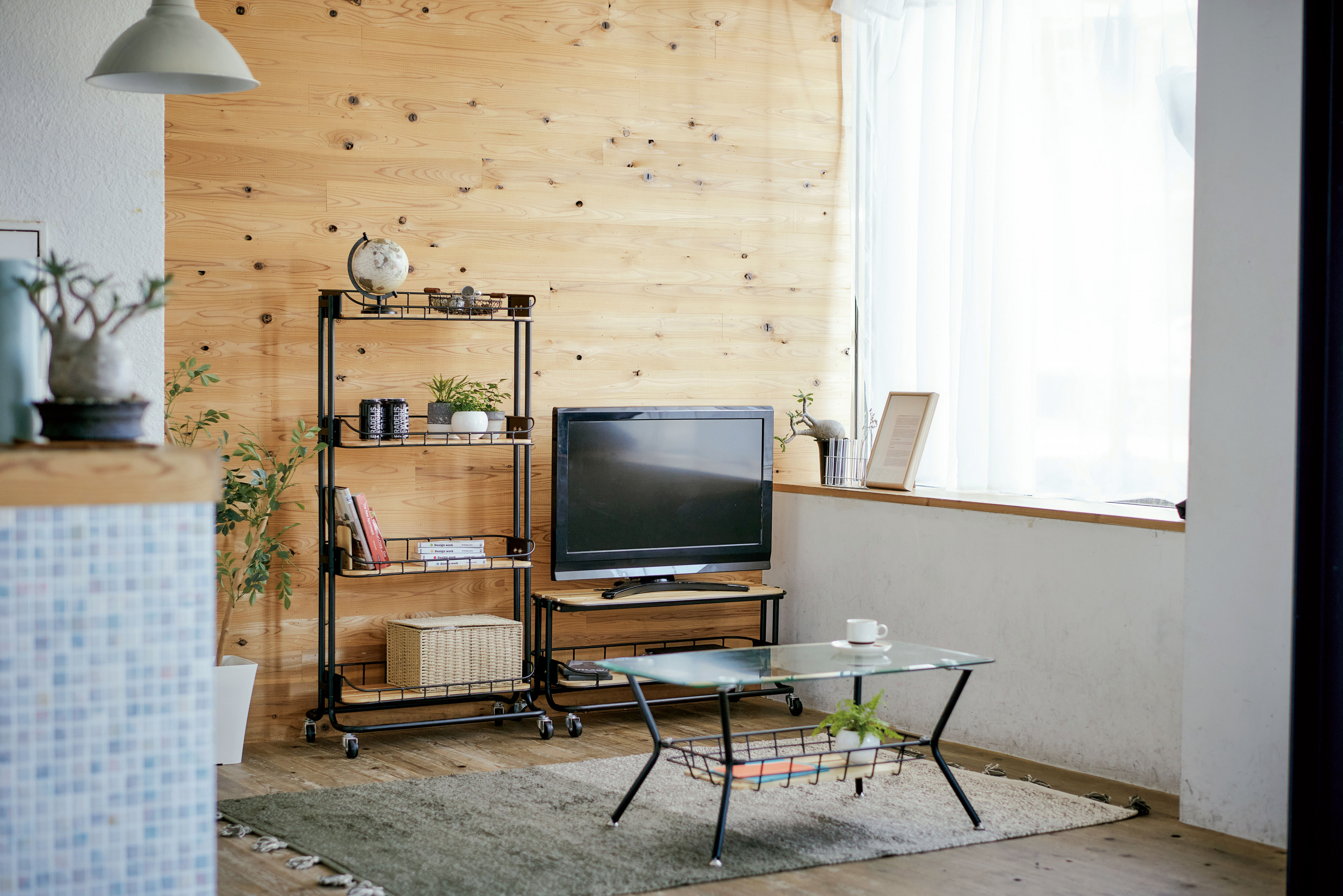 ビーワイケージ TV ボード