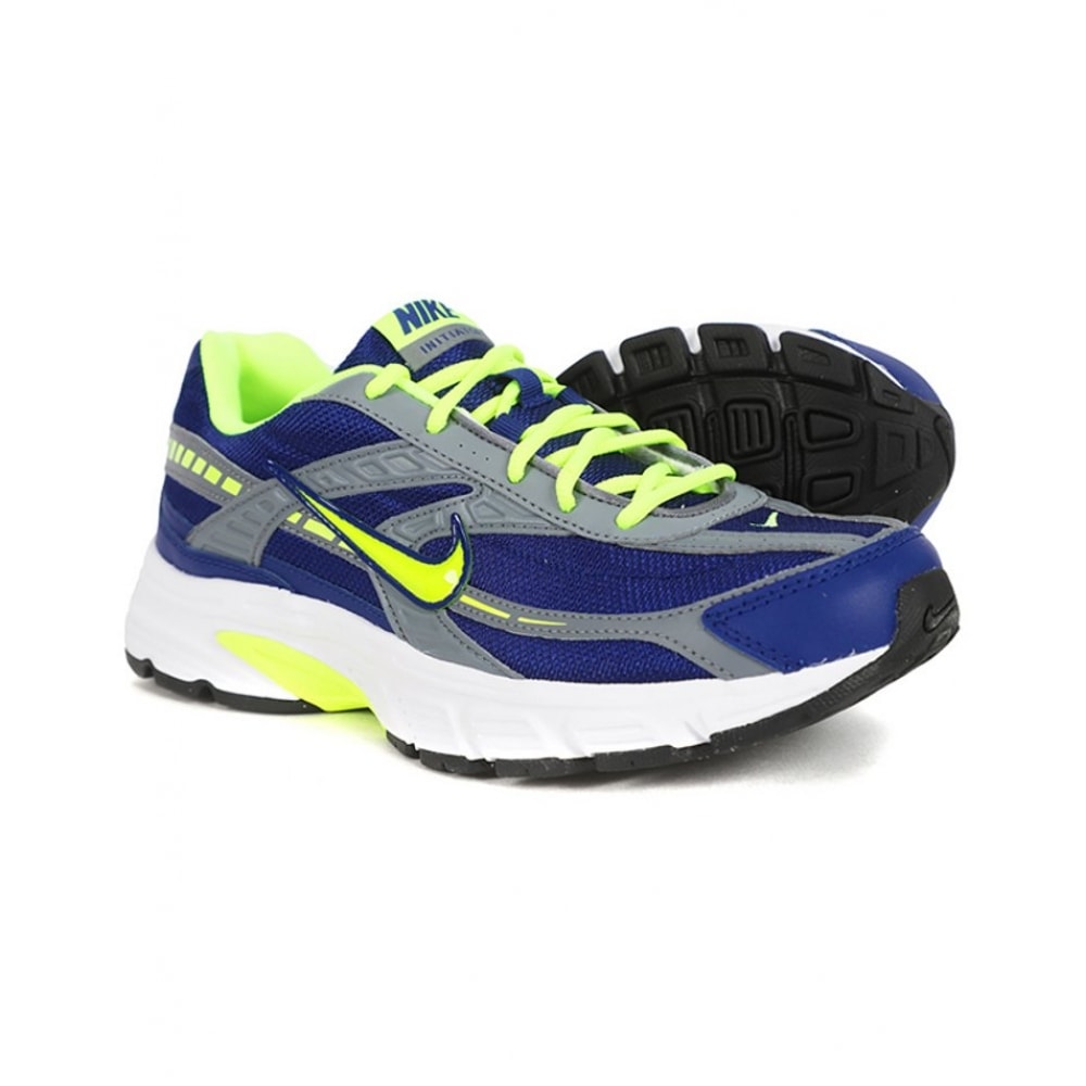 ナイキランニングシューズイニシエーター