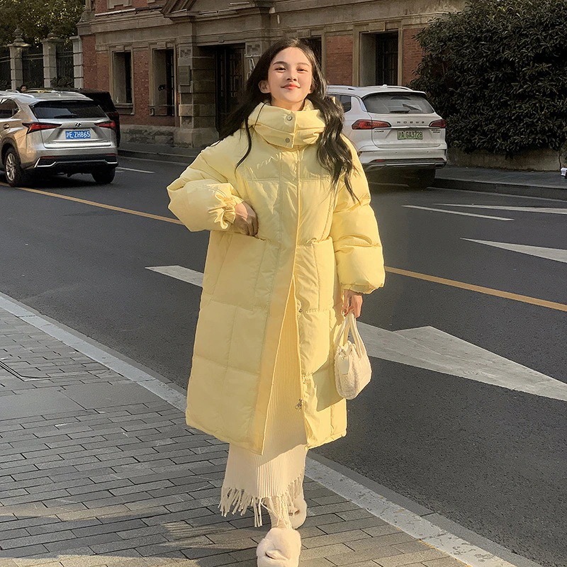 2024冬の新型ミルクfufuダウン綿服女性の長い膝のゆるい綿入れを厚くして脱帽できる綿入れコート