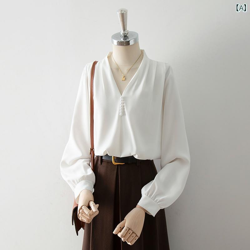 レディース シャツ ブラウス 長袖 春秋 白 Vネック サテン風 シルキー フレンチスタイル パールビーズ装飾 プリーツ エレガント 清潔感 スタイリッシュ シンプル クラシック 多用途