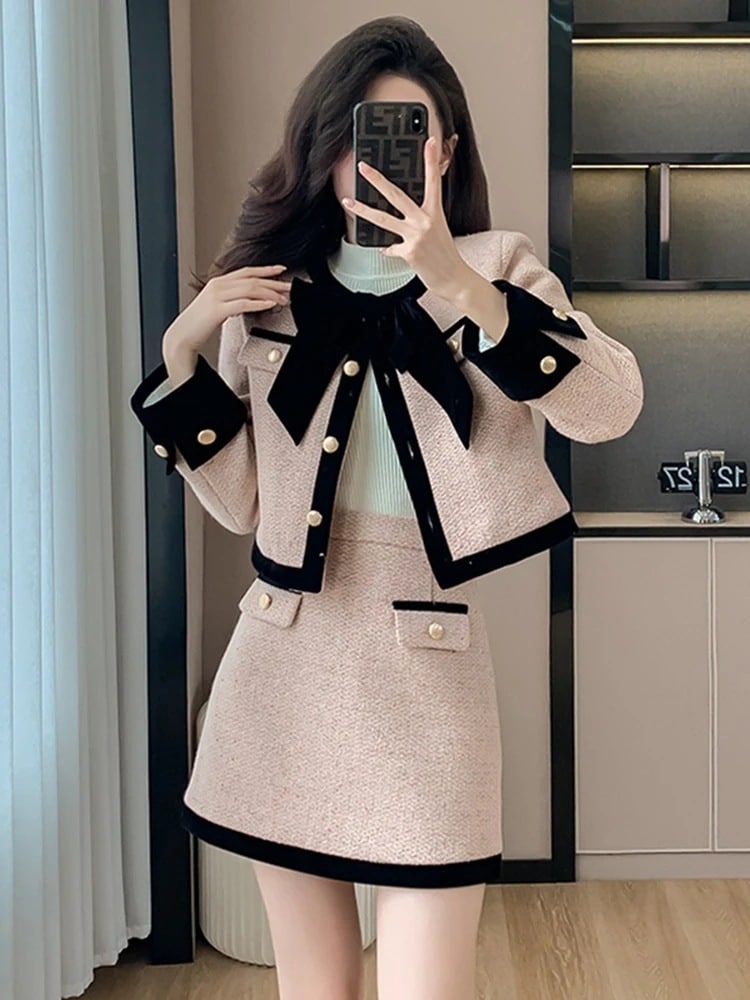 【2枚購入で200円 OFF！急速出荷】蝶結びファッションキルティングスーツレディース秋冬年齢軽減ツーピーススカート