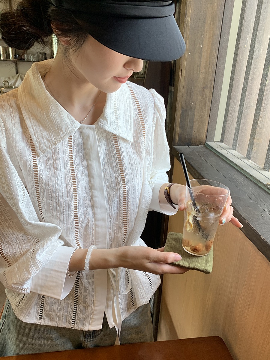 かぎ針編みホローラペルレースアッププリンセススリーブシャツ 2024夏レトロ感シャツ