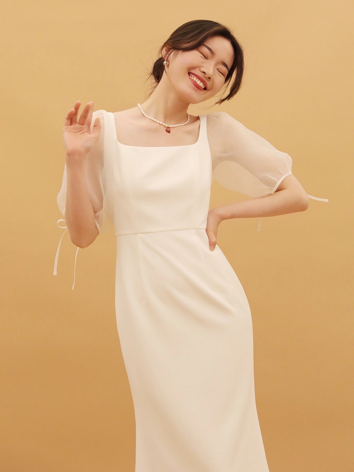 2023ウェディングドレス 白 シンプル 無地 ワンピース 結婚式二次会卒業式20代 30代 ドレス