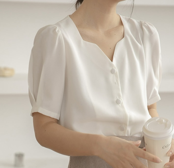 トップス ブラウス キャミソール 白トップス 袖あり 半袖 パフスリーブ 萌袖 Vネック 襟なし スリム 細身 ストレート リブ 個性的 ホワイト イエロー S M L XL こなれ感