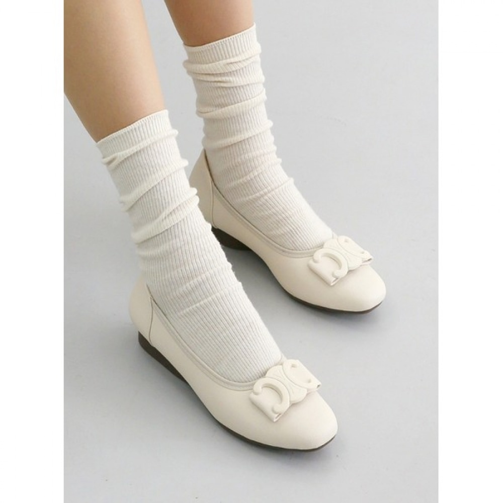 [ニナスパリ] 3cmのリボンが付いた快適なフラット