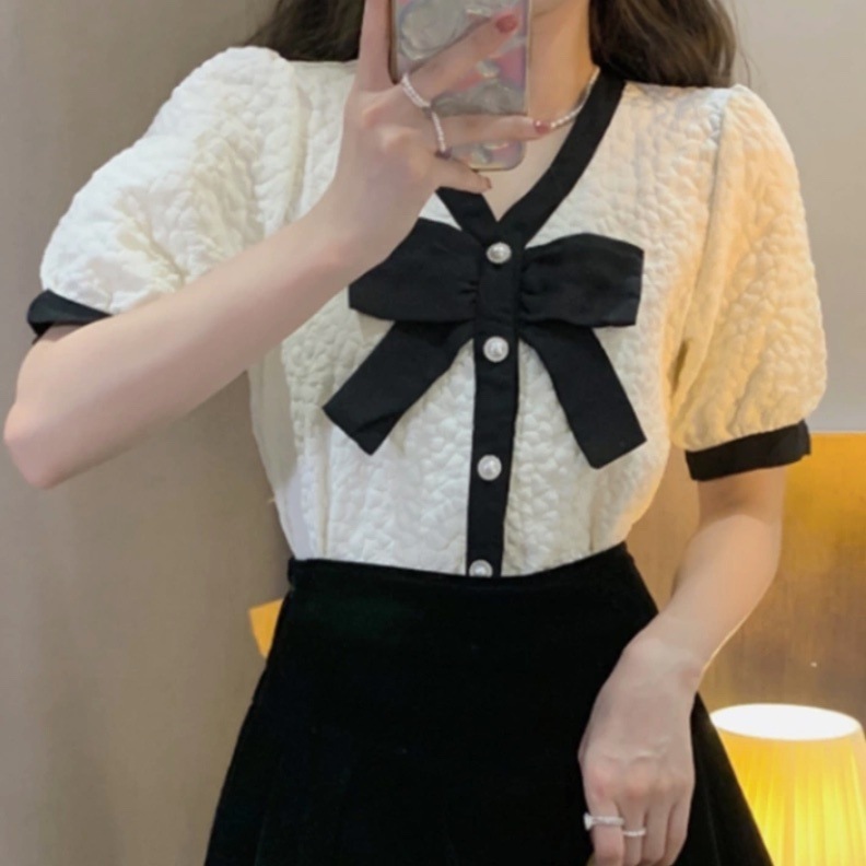 レディース シャツ ブラウス 半袖 5分袖 Vネック りぼんタイ フェミニン 切り替えデザイン パールボタン かわいい 大人可愛い きれいめ 上品 おしゃれ ラブリー キュート ロリータ プリンセス