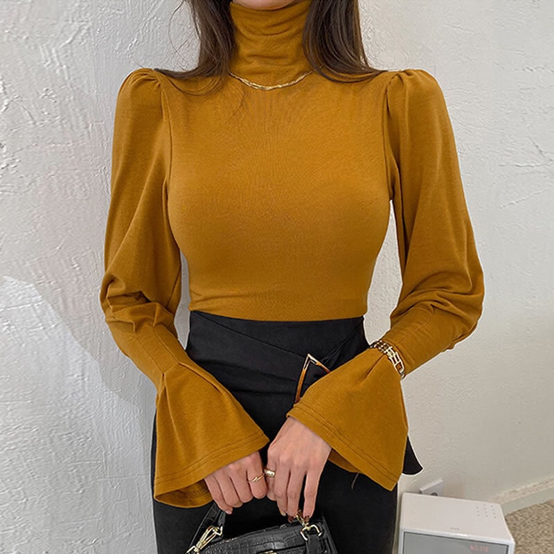 トップス ハイネック タートルネック セーター 新作 春 秋 レトロ 長袖 ホーンスリーブ カウベルスリーブ ふんわり袖 女らしさ エレガント おしゃれ ゆったり 着やすい ソフト とろみ