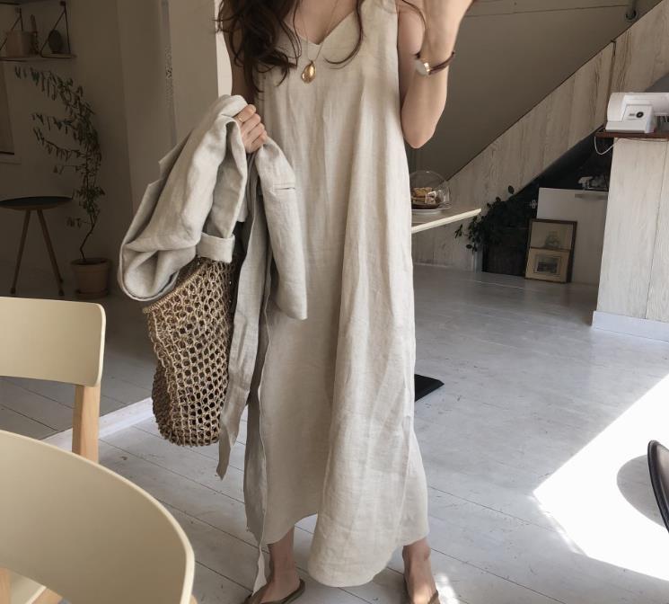 ワンピース レディース キャミワンピース 膝下 マキシ丈 袖なし ノースリーブ Vネック Iライン 無地 カジュアル きれいめ かわいい リゾート レイヤード 着回し 夏 ベージュ ブルー ブラック