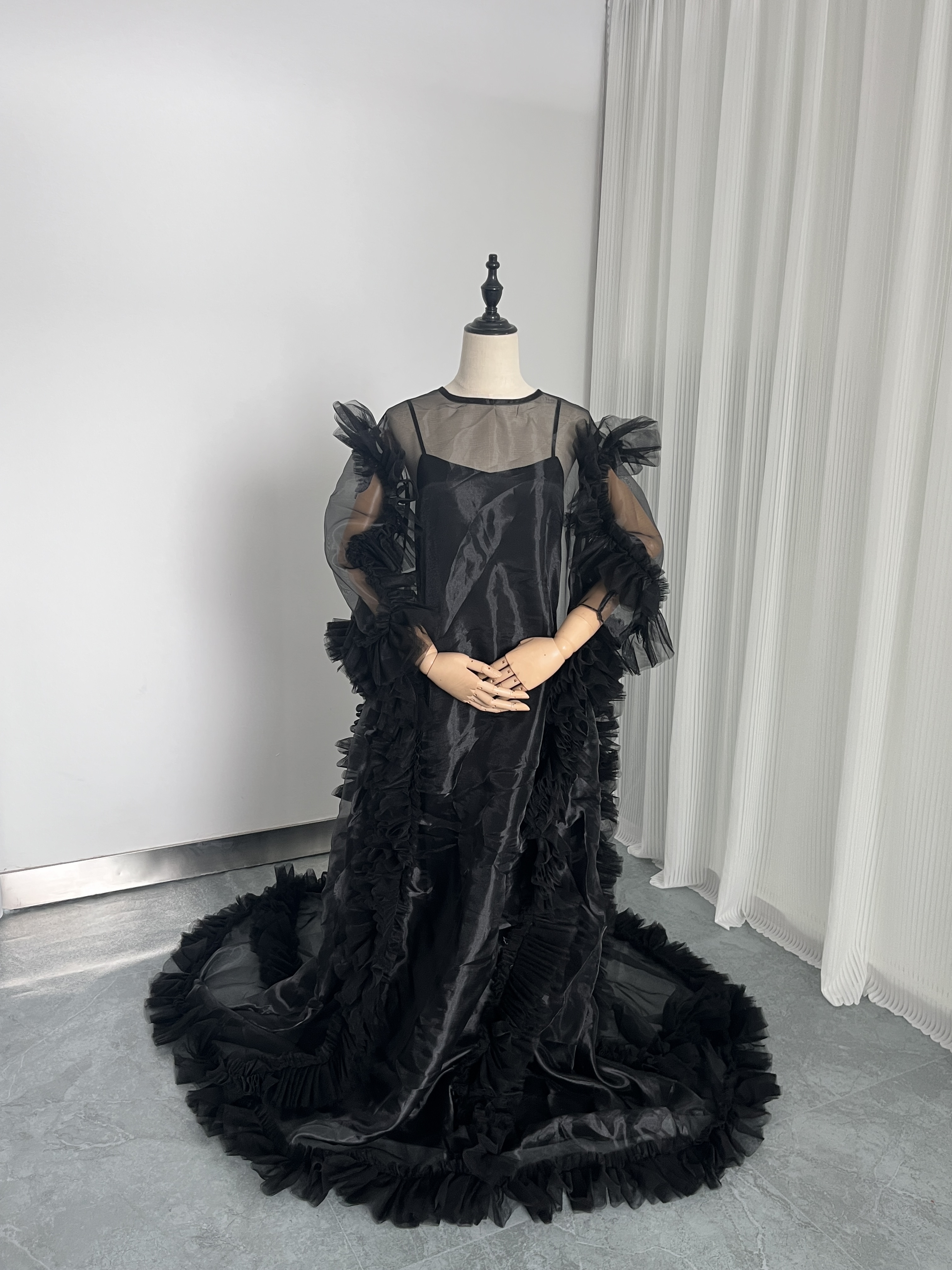 エレガント パーティードレス オーガンジー ブラック キャミソール ふわふわ 妊婦 前撮り