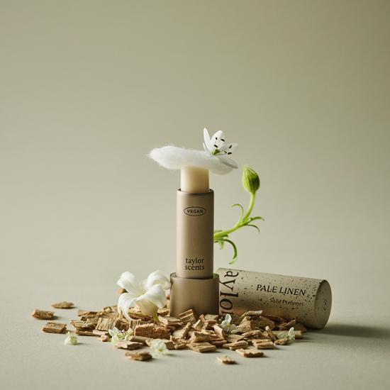 テイラーセンツ ソリッドパフューム フェイリネン