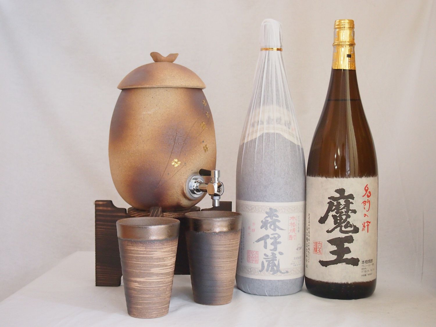 信楽焼明山窯　焼酎サーバー　火色金小紋　2200ｃｃ(滋賀県)+萬古焼備前金彩焼酎ペアカップ(三 57,379円