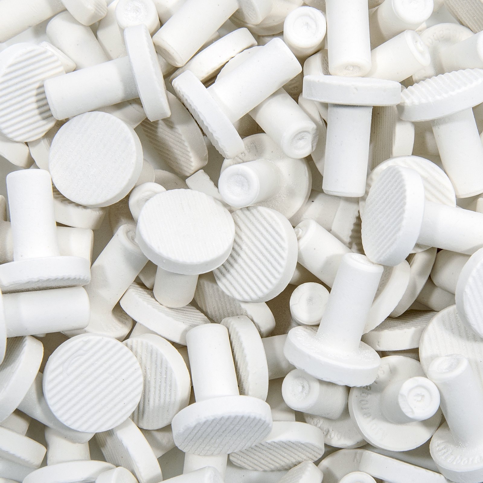 ＬＳＳ研究所　コーラルプラグ　２０ｍｍ　１００個入り　ＣＲＣ10―35―90―80―00