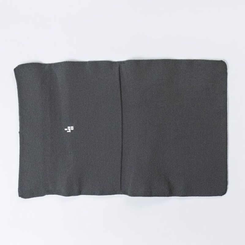 アンドゴー　square W for laptop 長方形・厚地タイプ：ノートPC用 -go スペースグレー　G04SWLSG