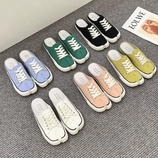 【取寄：納期2週間】スニーカー 足袋 フラットシューズ 紐靴 レディース スクエアトゥ 軽量 軽い