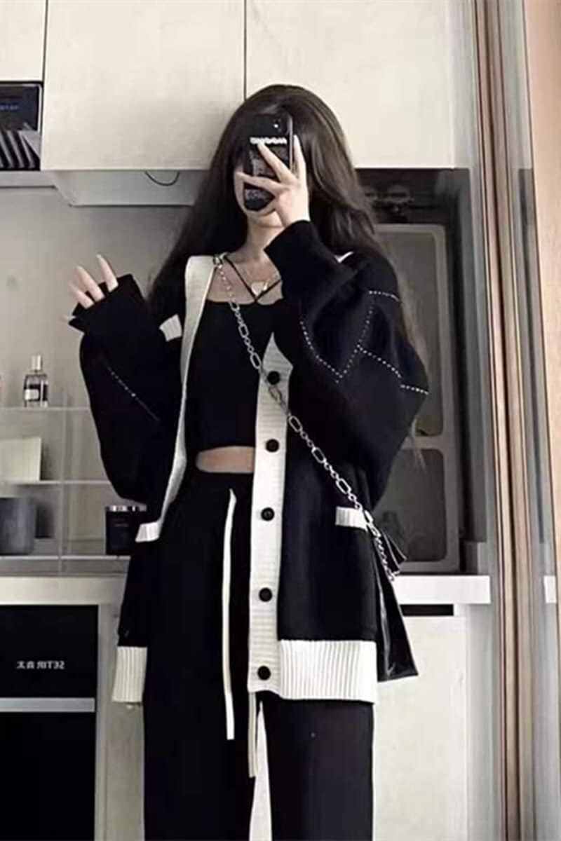 レディース ニット セーター カーディガン 部屋着 羽織 長袖 ボリューム袖 萌袖 Vネック ふっくら 中厚手 かわいい 大人可愛い カジュアル おしゃれ こなれ感 ラフ ガーリー 抜け感 キュート