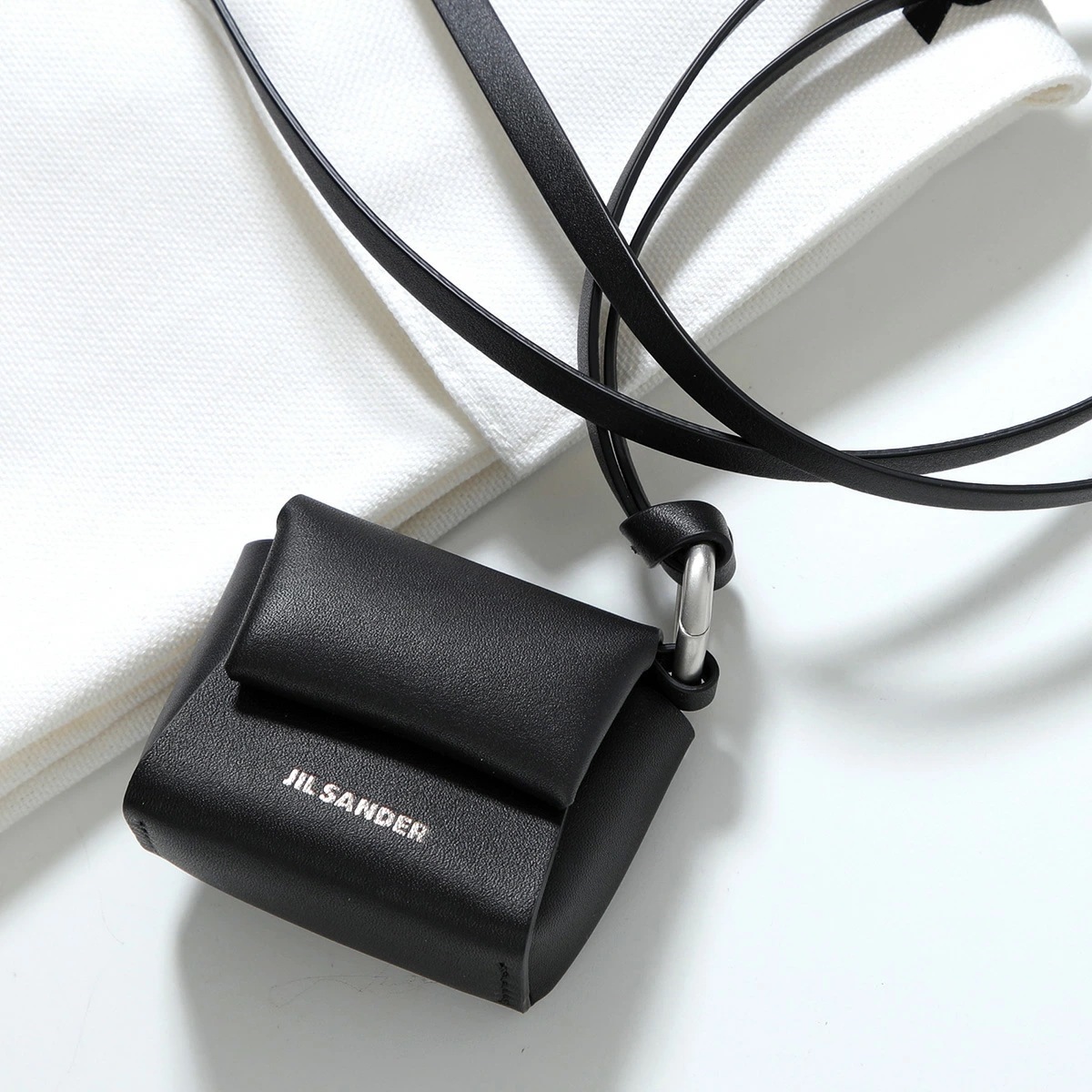 JIL SANDER ジルサンダー イヤホンケース J28VL0006 P5713 レディース Air Pods エアポッズ レザー ネックストラップ ロゴ 001/BLACK J28VL0006P5