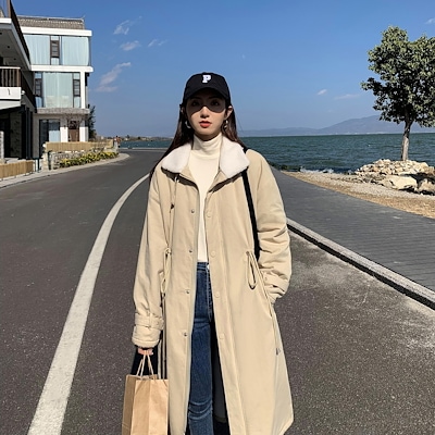 MULVAN羊の子羊の毛の冬の中で長い綿の服の膝を過ぎます綿の服の女性の厚手の暖かい綿入れの上着