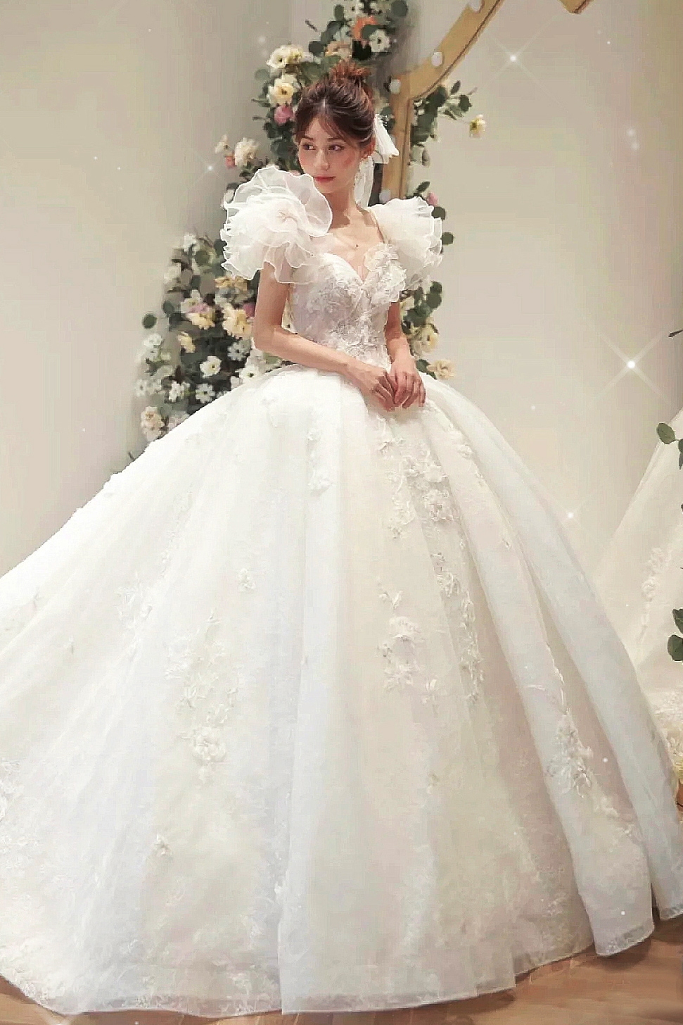 ウェディングドレス 白 花嫁 結婚式 ドレス パーティードレス フラワースリーブ 結婚式 二次会 花嫁 プリンセスドレス 白ドレス ロングドレス 披露宴 挙式 演奏会 新婦ドレス