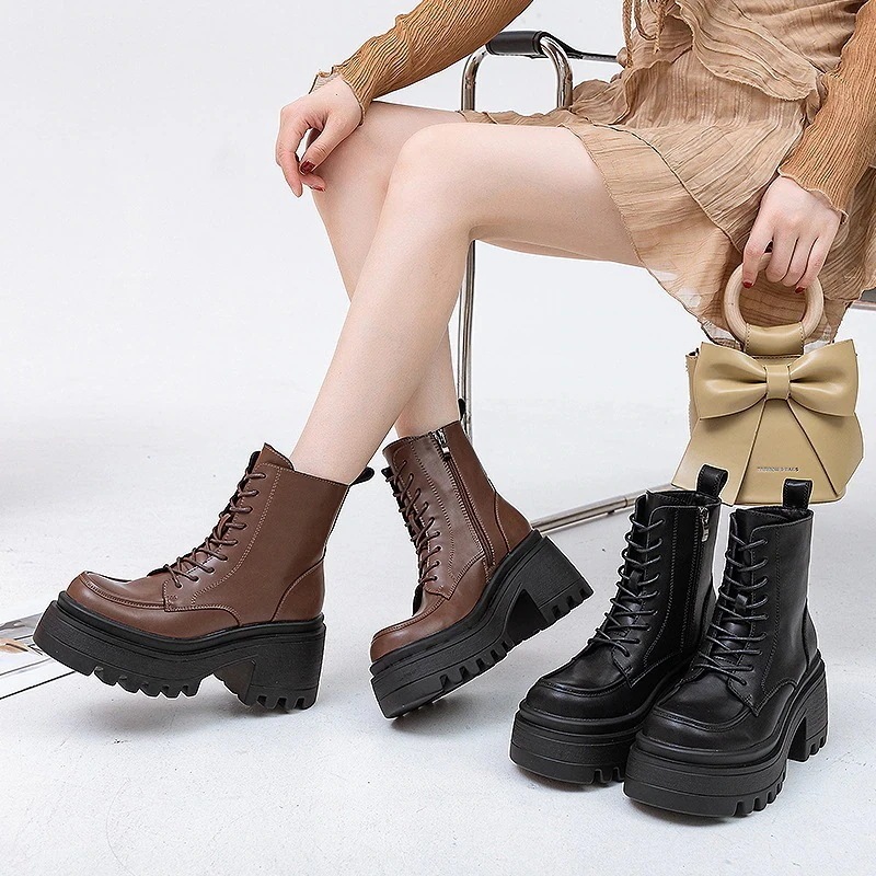 秋冬ファッション レディースショートブーツ チャンキーヒール レザーブーツ ブーツ 靴 4,978円