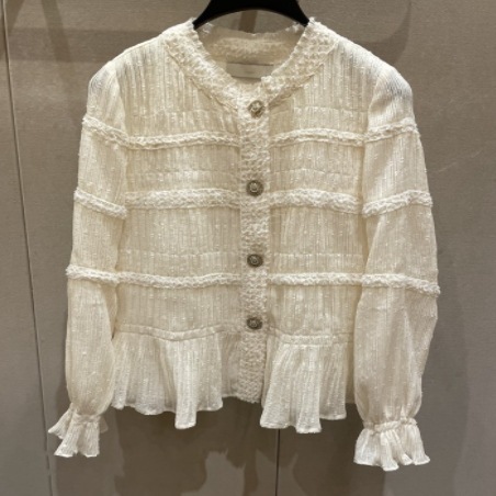 ノーカラーフリルブラウス トップス シャツ ブラウス 長袖 襟なし レース フリル ボタン かわいい