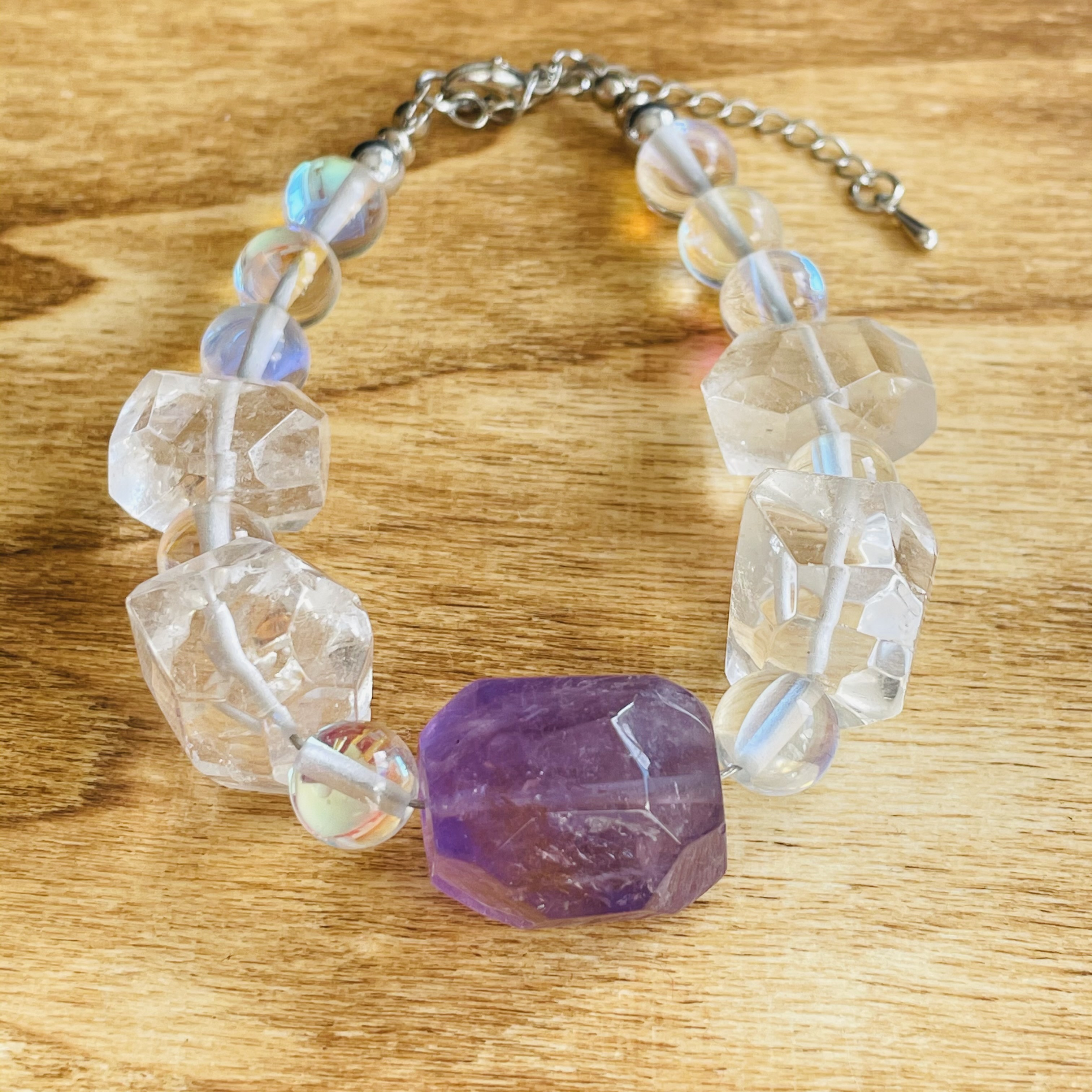 120312アメジスト クォーツ 天然石パワーストーンブレスレット チャクラ ハンドメイド 癒し 新年特売 愛情運 浄化