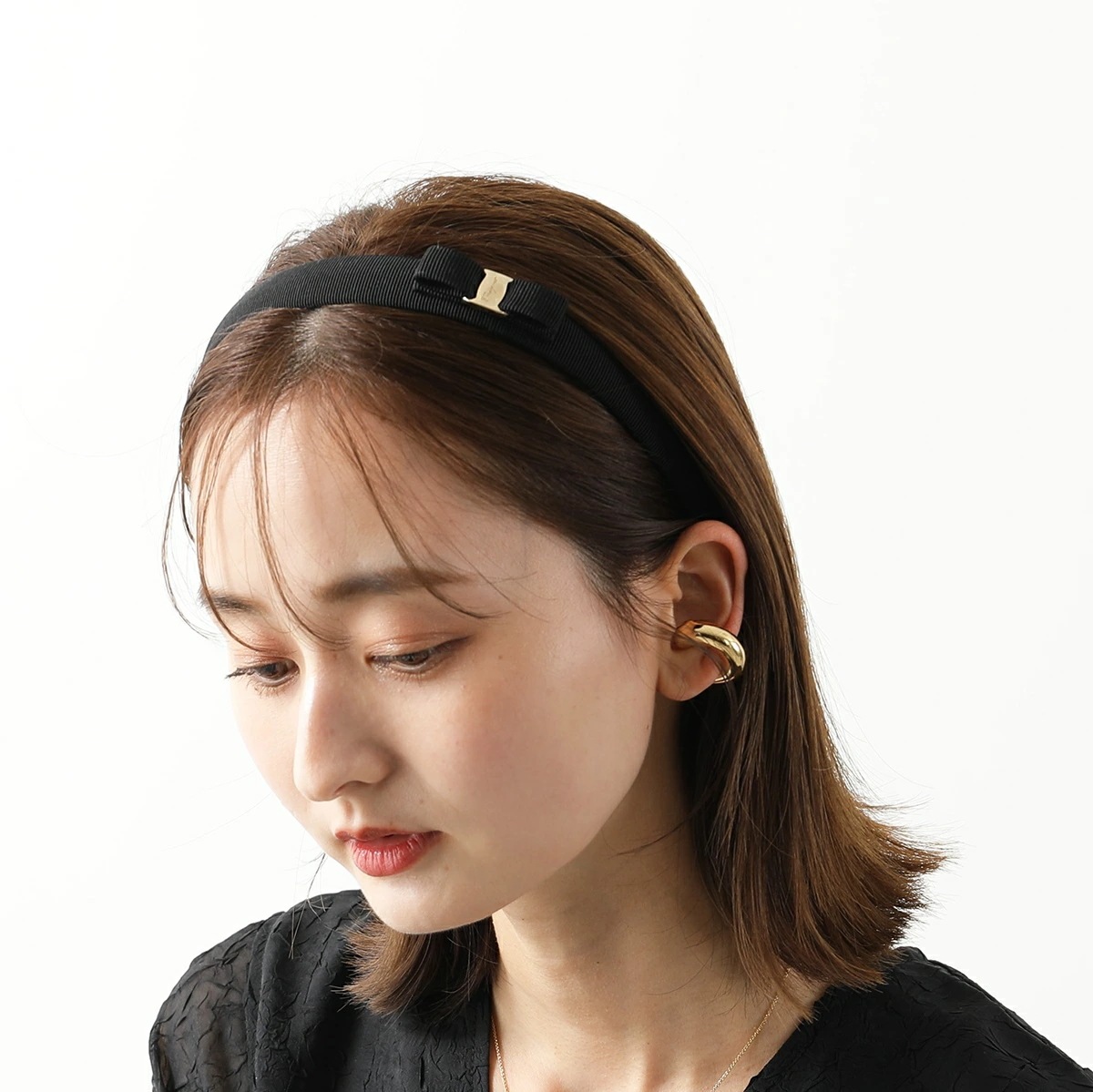 FERRAGAMO フェラガモ 34 0086 ヴィラリボン カチューシャ ヘアバンド NERO/ORO レディース