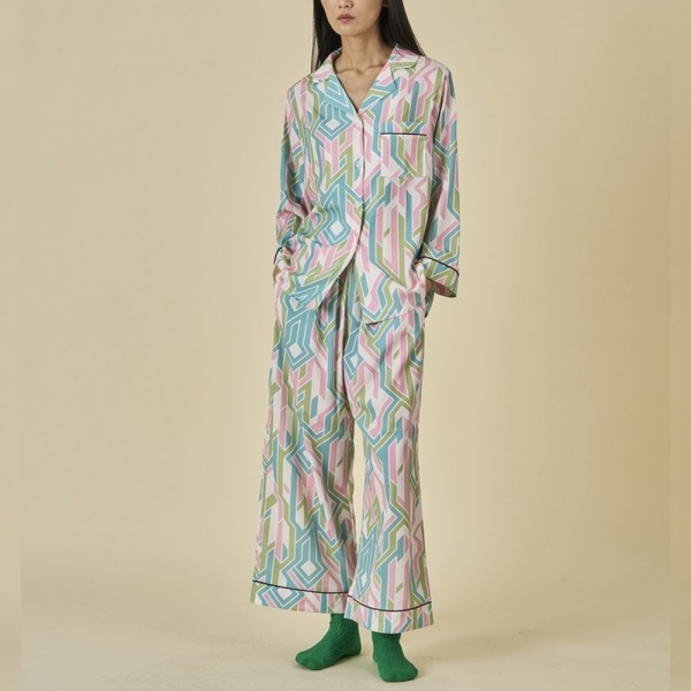 (UNIKE) ラブリーラビスビビッドパジャマセット