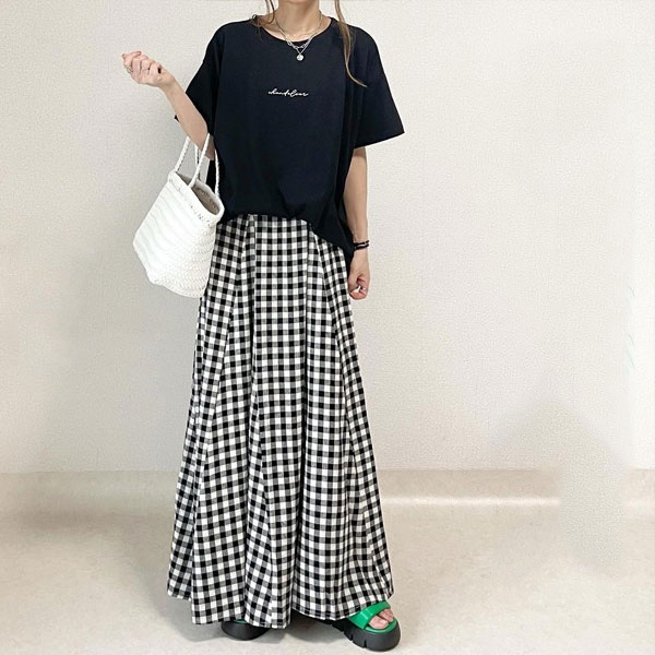 【 今季大注目のアップ】 アルファベットTシャツ＋チェックスカートワンピースセット 2点type